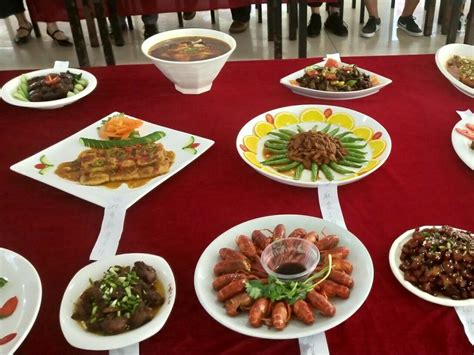 我院后勤集团举办第十届食堂员工烹饪大赛-武汉船舶职业技术学院