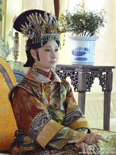 中国穿旗袍最好看的女人 怎么就落到了雷佳音手里？_凤凰时尚