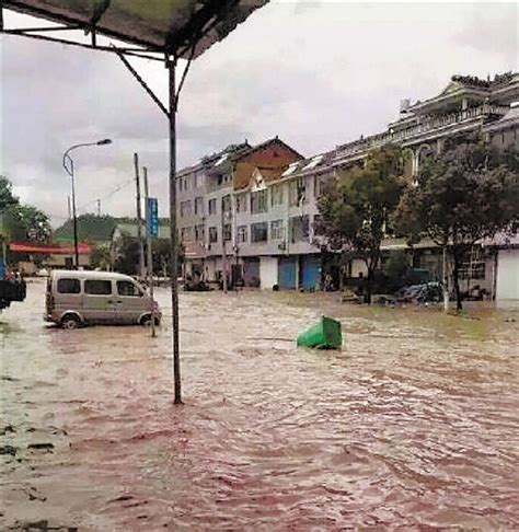 惊险！贺州十几名村民游泳被劝离5分钟后山洪爆发
