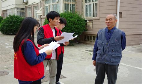 我校志愿者赴六化建小区开展创文志愿服务-湖北文理学院