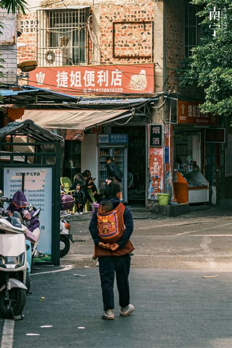 深圳“人流量最多”城中村，被称华强北的后花园|城中村|华强北|村子_新浪新闻