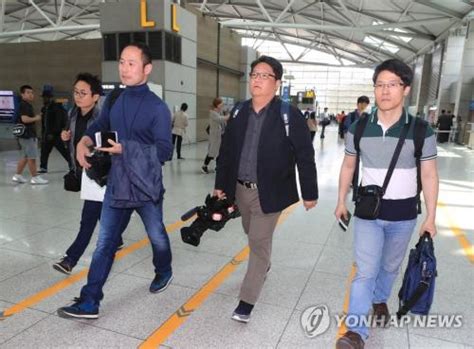 韩8名记者获准访朝 或通过韩朝直达航线前往元山_国际新闻_新闻_齐鲁网
