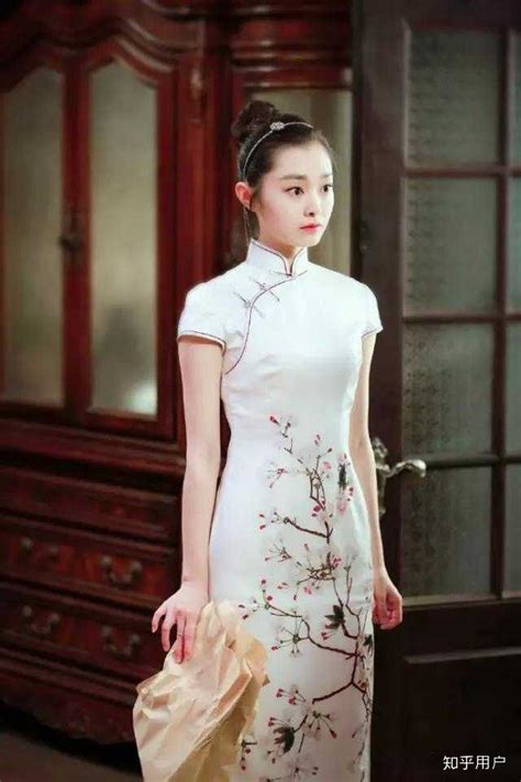 熊黛林旗袍剧照图片大全