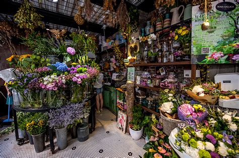 在街上最喜欢看的就是花店了，尤其是店外延… - 堆糖，美图壁纸兴趣社区