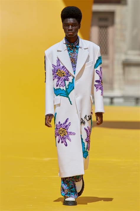 巴黎男装周|Louis Vuitton 2023春夏男装系列-服装巴黎男装周-CFW服装设计网