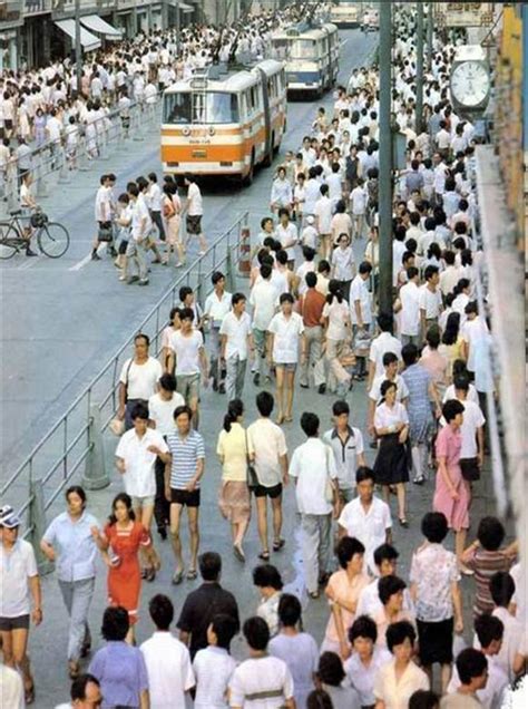 1987年上海老照片: 图5大多人没见过、图8让人怀念、图9已经没有|康乐棋|老照片|历史_新浪新闻