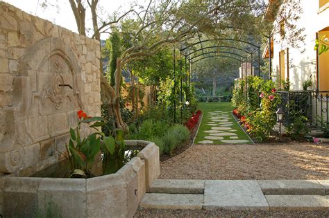 私家庭院设计4个技巧，尽享庭院时光！—御梵景观|花园设计动态|御梵景观