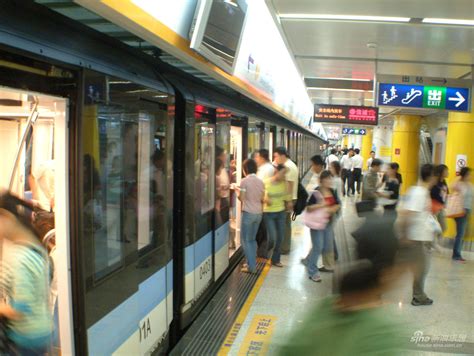 日本地下铁高清图片下载-正版图片500626067-摄图网