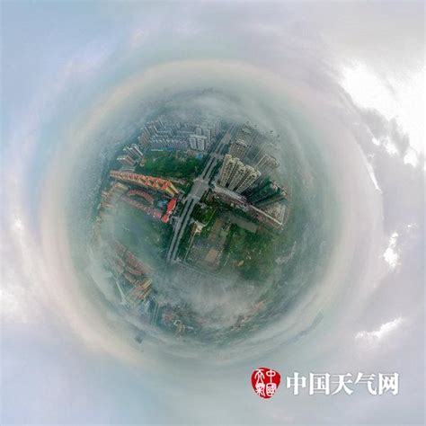 钦州城区现平流雾奇观-广西高清图片-中国天气网