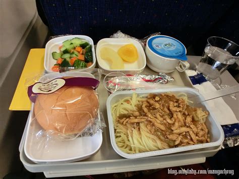 国内哪家航空公司的航餐最好吃？ - 知乎