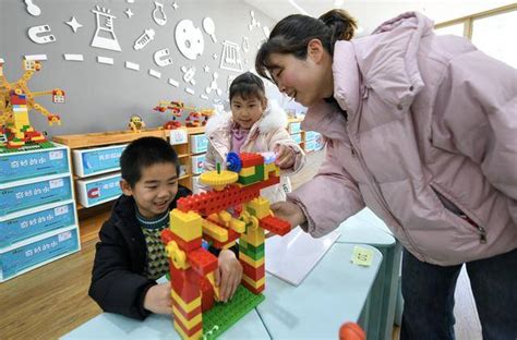 首轮关停潮已来，有民办幼儿园“一孩难求”_招生_北京_孩子