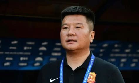 中超武汉队主教练是谁-武汉队现任主帅介绍-最初体育网