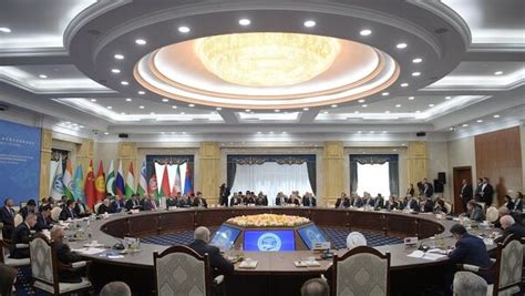 普京在上合作峰会期间同巴基斯坦总理、白俄罗斯和伊朗总统进行交流 - 2019年6月14日, 俄罗斯卫星通讯社