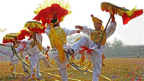 商河鼓子秧歌：伞骨舞，汉民族北方民间舞蹈的代表_腾讯视频