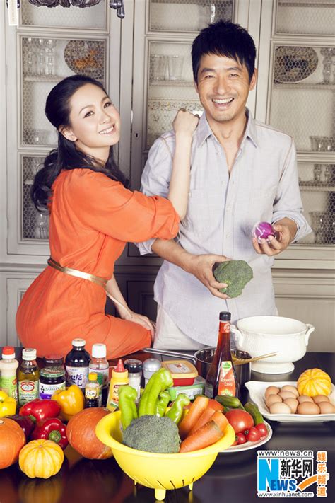 图：郭晓冬夫妇甜蜜写真 角色互换变“家庭煮夫” _山东频道_凤凰网