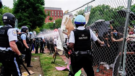华盛顿抗议活动发展为骚乱 - 2020年6月23日, 俄罗斯卫星通讯社
