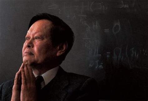 杨振宁1999年在中国科学技术大学的演讲：近代科学的回顾与前瞻03