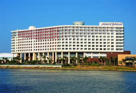 高层精品酒店建筑设计：海口丽兹卡尔顿 万丽品牌高尔夫度假酒店案例 - 土木在线
