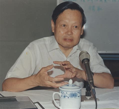 杨振宁1999年在中国科学技术大学的演讲：近代科学的回顾与前瞻03