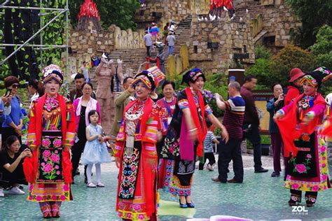 四川省阿坝藏族羌族自治州高清图片下载-正版图片501546871-摄图网