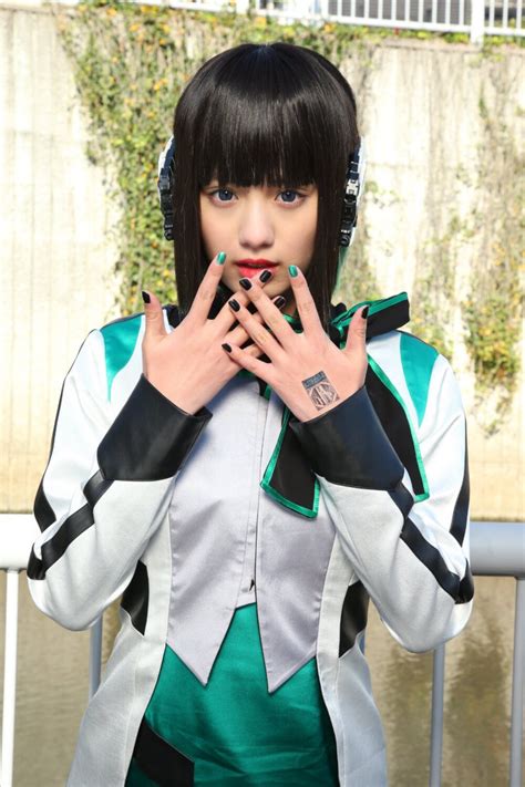 假面骑士女主泉比奈饰演者高田理惠图片