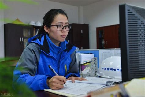 2021年青海黄南州考录一级主任科员及相当职级层次以下公务员体检通知