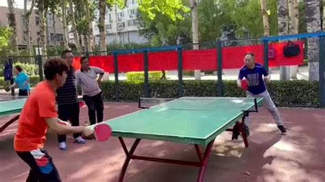 替朋友出气挑战公园乒乓球高手_腾讯视频