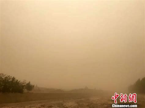 北京大风沙尘天气来袭 沙尘目前已抵达北京城区