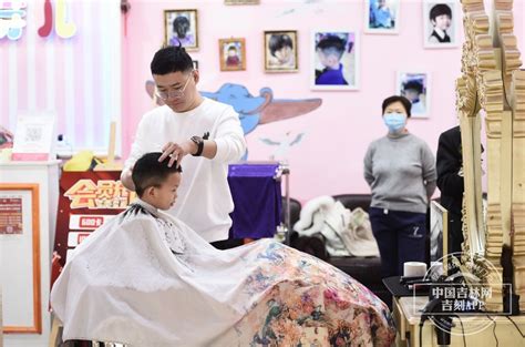 吉镜头丨二月二“龙抬头” 长春这家理发店忙“疯”了-中国吉林网