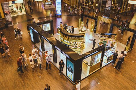 2022迪拜购物中心购物,...团游客，而所有的团客几乎...【去哪儿攻略】
