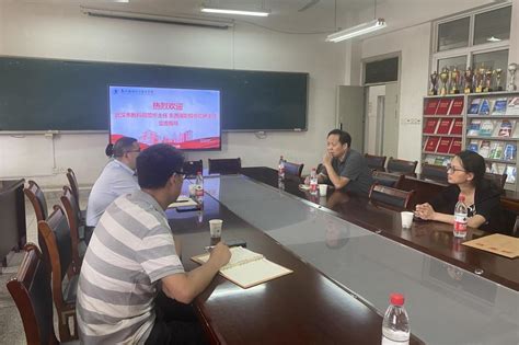 武汉市教科院和东西湖职教领导来我院开展合作调研-电气与电子工程学院