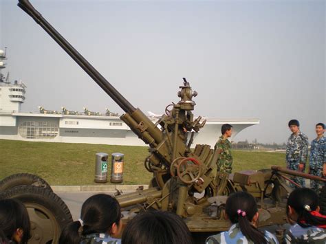 博福斯40毫米高射炮的一生，出道即巅峰_火炮_英国_炮管