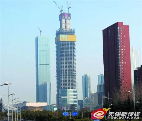 无锡第一高楼昨封顶 打造中国建楼新纪录_新浪江苏新闻_新浪江苏