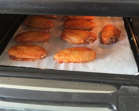 【烤箱烤鸡翅的做法步骤图，烤箱烤鸡翅怎么做好吃】dudududu_p2il_下厨房
