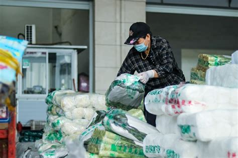 “北菜南销”，兰州新区首批30吨蔬菜发往浙江