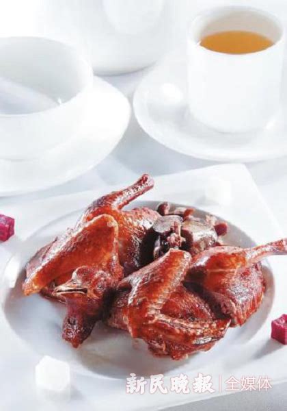 和田烤鸽子,中国菜系,食品餐饮,摄影素材,汇图网www.huitu.com
