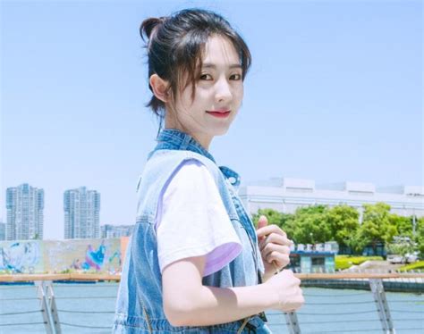 林一邢菲头像图片