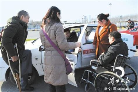 增加辅助装置……荆州肢残人士可以在这里考驾照了|泰禾驾校