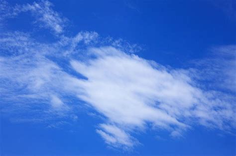 云层美景图片_云层之上的美丽天空景色素材_高清图片_摄影照片_寻图免费打包下载