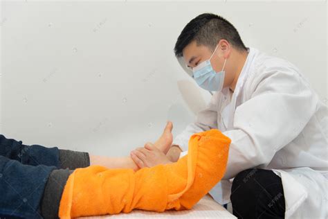 江西评出十佳“足部按摩师” 全省从业人数近10万|选手|评选_凤凰资讯