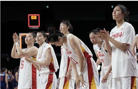 中国女篮vs法国队，铭记2大“翻车比赛”，稳住心态减少失误__财经头条