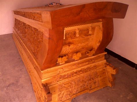 楠木寿棺 威海供应金丝楠木棺材；手工楠木棺材 - 八方资源网