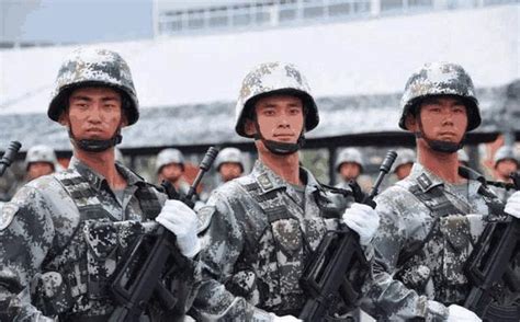让“兵参谋”进入战位：200余名士官参谋学员亮剑沙场 - 中国军网