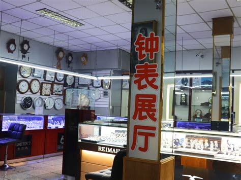 钟表店图片_钟表店图片大全_钟表店背景图片