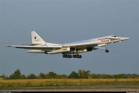 俄副防长：图-160M2轰炸机性能是原型机2.5倍 - 俄罗斯卫星通讯社