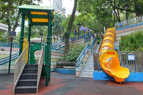 香港公园新管道滑梯今日开放（附图）