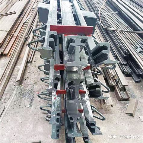 波比·布朗 的图像结果