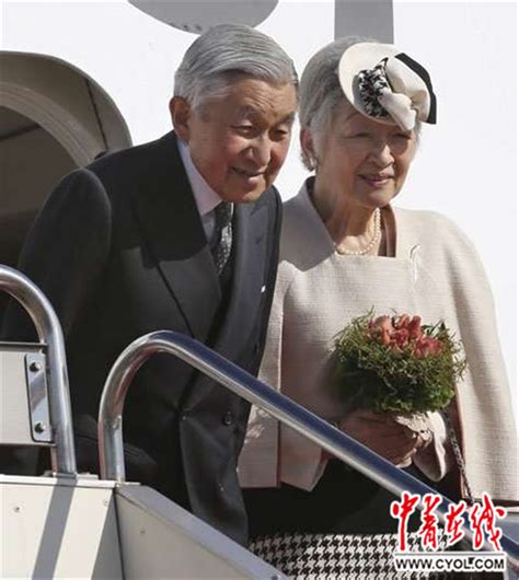 日本明仁天皇与美智子皇后庆祝结婚60周年__凤凰网