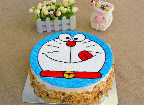 哆啦A梦蛋糕图片