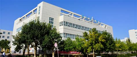 新疆专科学校都有哪些 巴音郭楞职业技术学院如何_尚七网